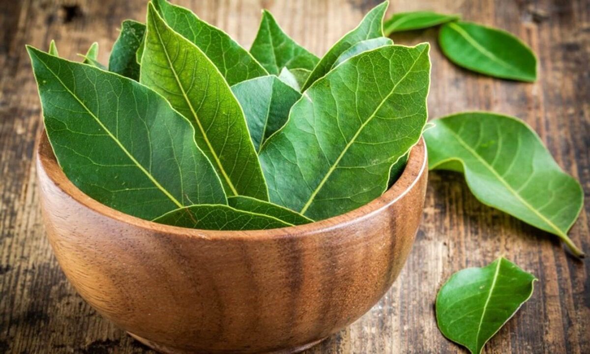 Bathe with bay leaves to increase potency